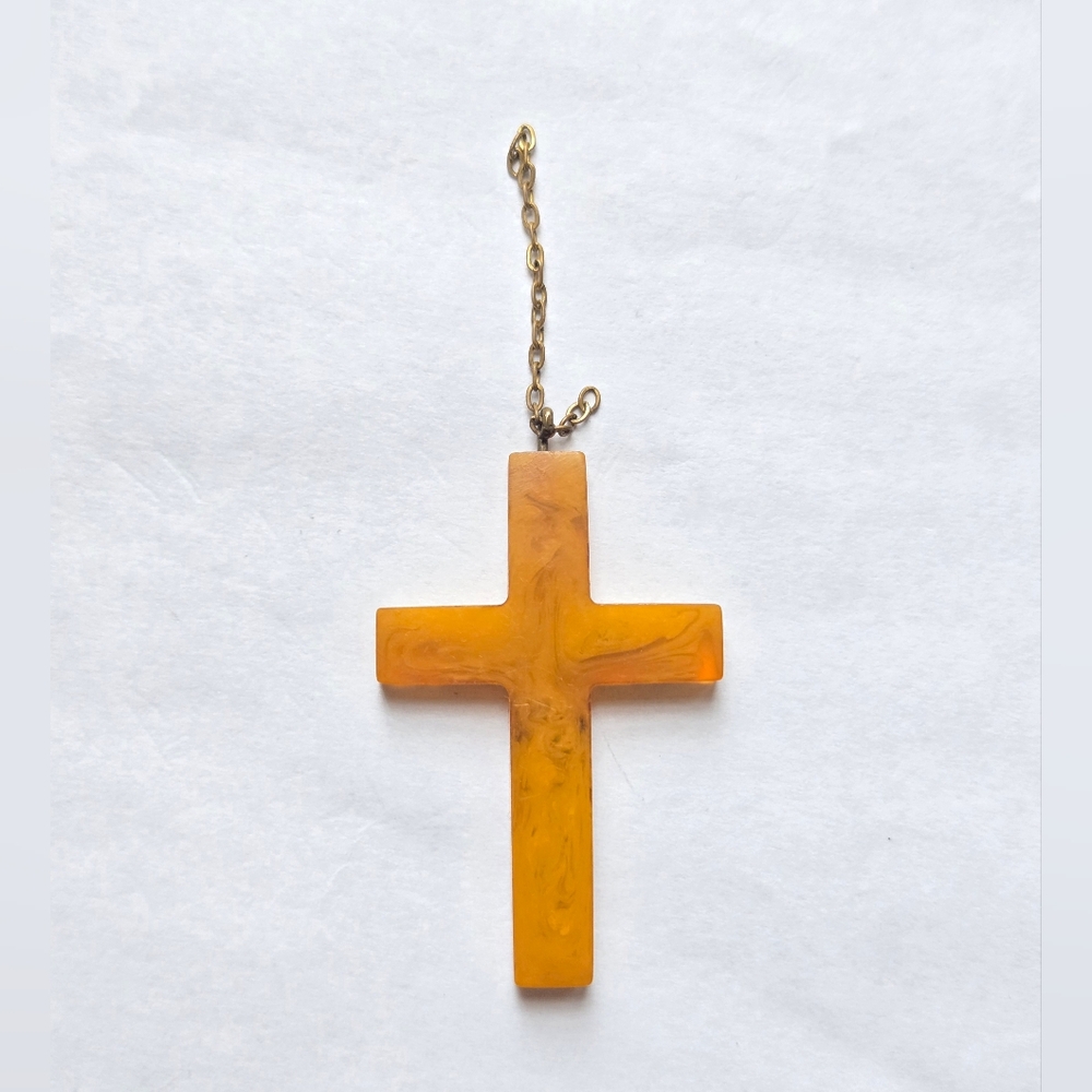 Vintage 1930s Marbled Butterscotch Bakelite Cross Pendant